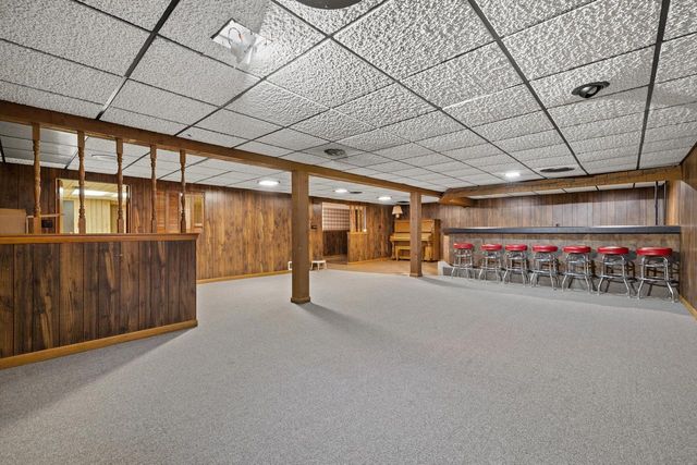 2138 25th AVENUE, Kenosha, WI 53140