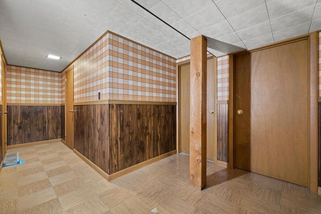 2138 25th AVENUE, Kenosha, WI 53140