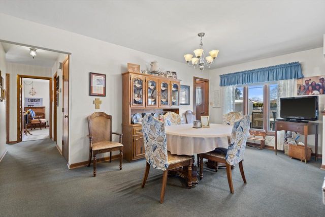 2138 25th AVENUE, Kenosha, WI 53140