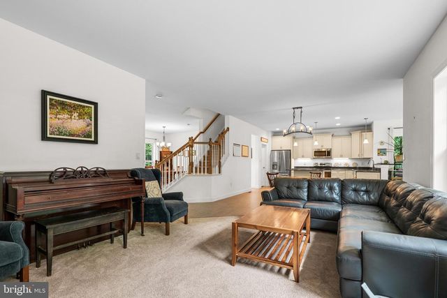 1389 EVANS RD, Pottstown, PA 19465