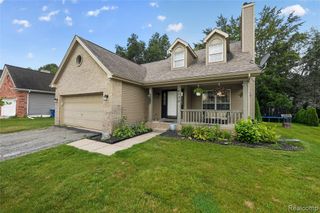 16130 Aspen Hollow Drive, Fenton, MI 48430