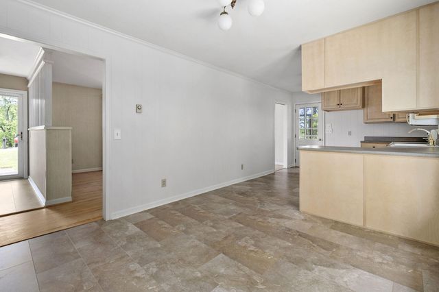 5812 Hillcrest Drive, Harrison, TN 37341