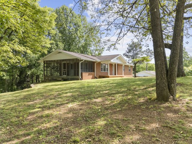 5812 Hillcrest Drive, Harrison, TN 37341