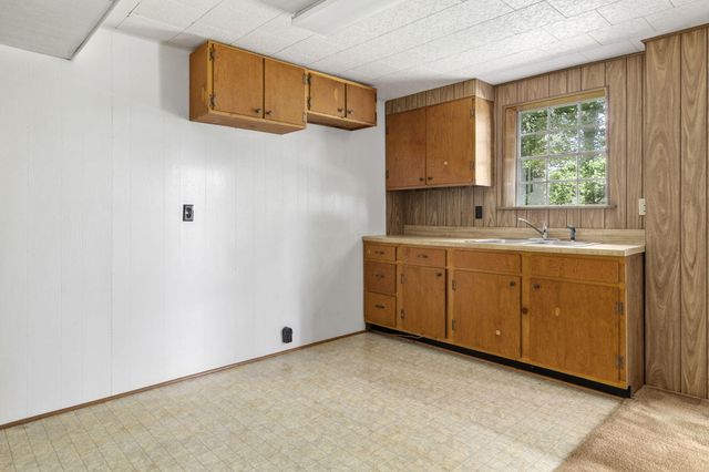 5812 Hillcrest Drive, Harrison, TN 37341