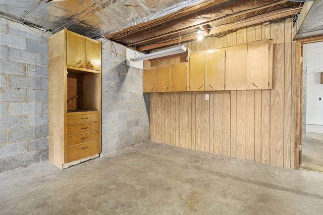 5812 Hillcrest Drive, Harrison, TN 37341