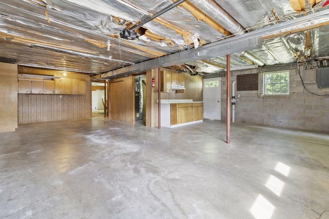 5812 Hillcrest Drive, Harrison, TN 37341