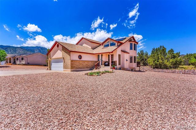 207 Savage Loop, Canon City, CO 81212