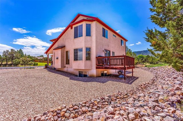 207 Savage Loop, Canon City, CO 81212