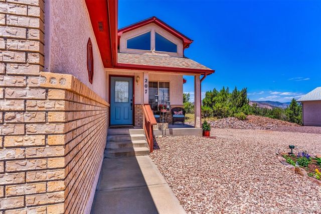 207 Savage Loop, Canon City, CO 81212