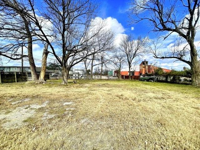 2818 Elysian Street, Houston, TX 77009