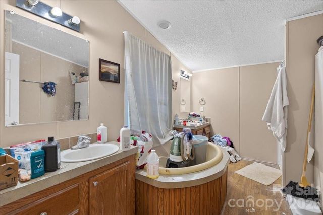 140 Teak Drive, Statesville, NC 28625