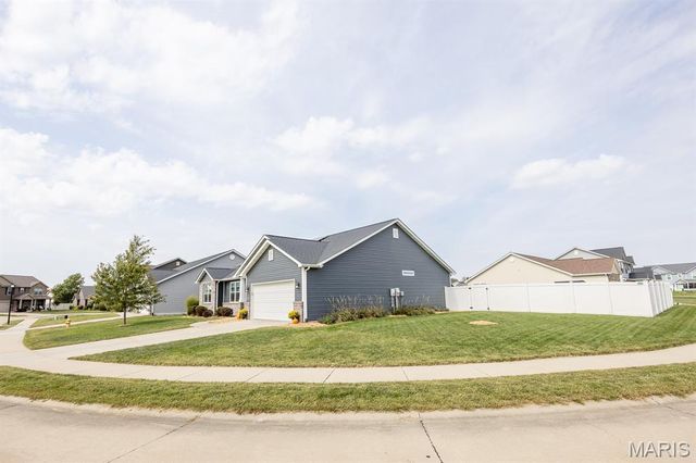 233 Beauregard Drive, Shiloh, IL 62221