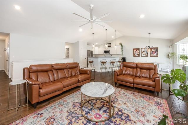233 Beauregard Drive, Shiloh, IL 62221