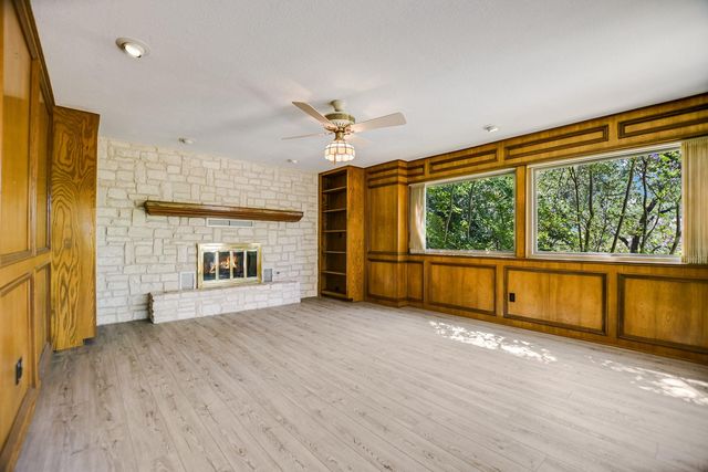 5203 Doe Valley LN, Austin, TX 78759