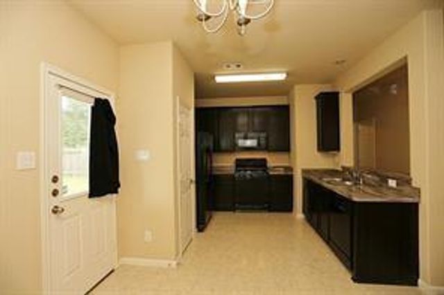 10011 Cobbs Cove Lane, Houston, TX 77044