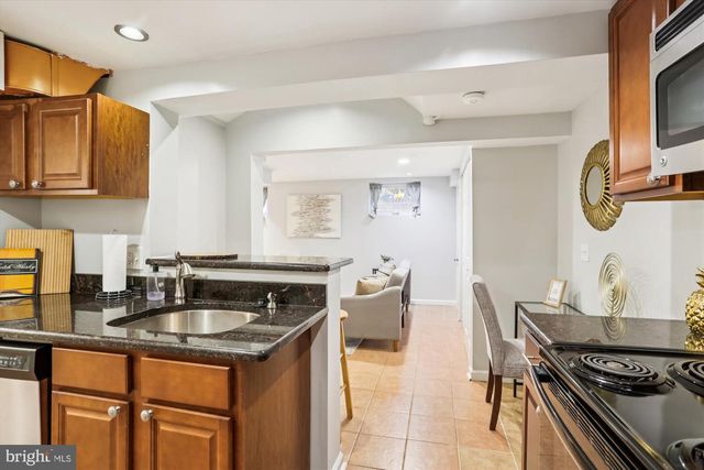 702 AUBURN AVE, Takoma Park, MD 20912