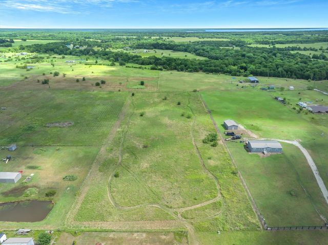 1911 VZ County Rd 3808, Wills Point, TX 75169