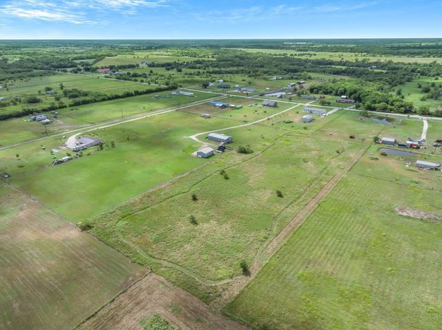 1911 VZ County Rd 3808, Wills Point, TX 75169
