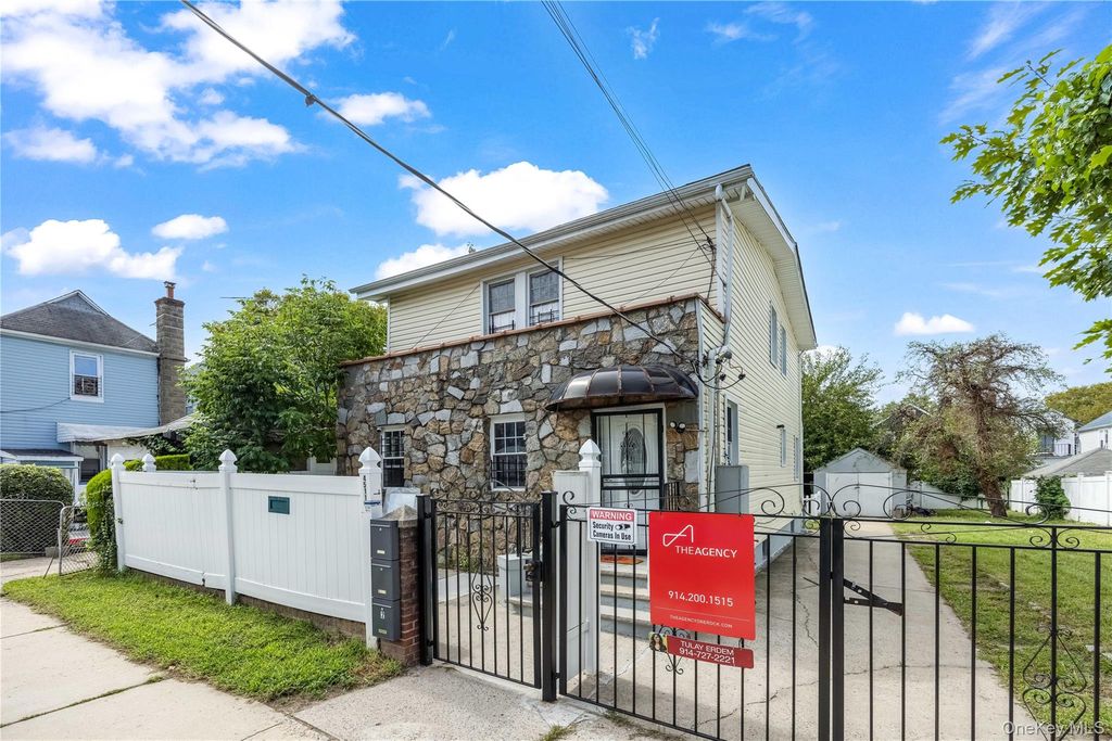 4511 Monticello Avenue, Bronx, NY 10466 — photo 2