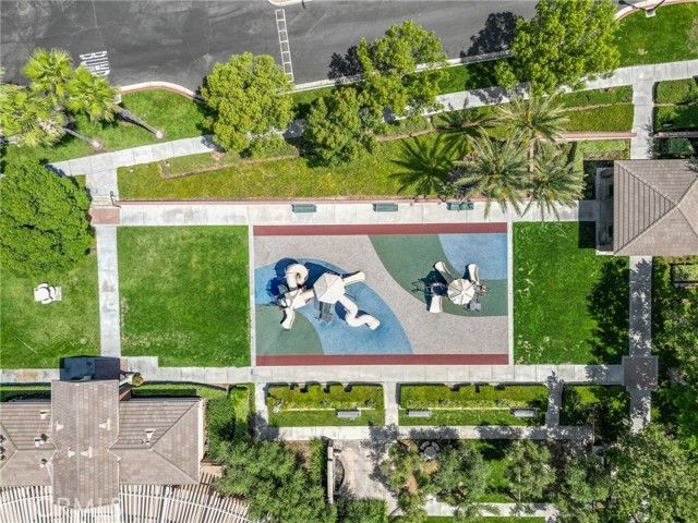 15723 Parkhouse 30, Fontana, CA 92336