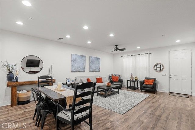 15723 Parkhouse 30, Fontana, CA 92336