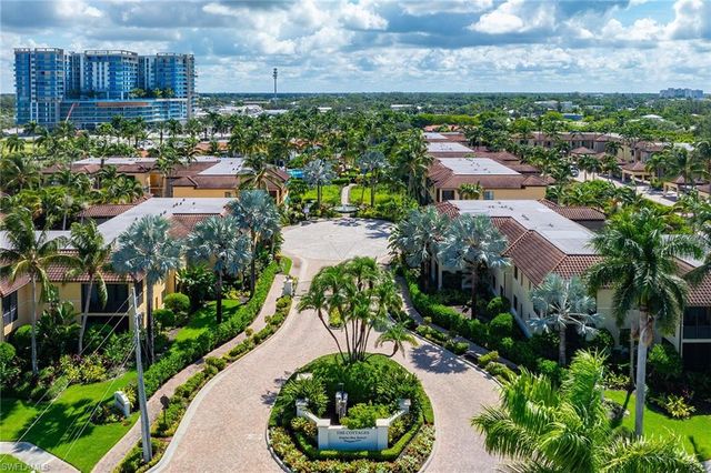 985 Sandpiper ST # I201, Naples, FL 34102