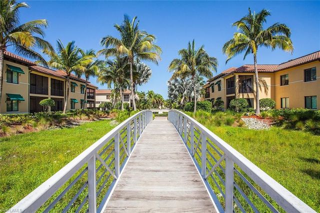 985 Sandpiper ST # I201, Naples, FL 34102