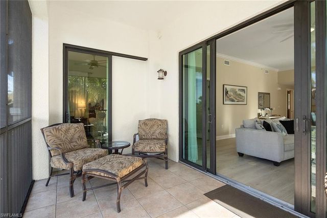 985 Sandpiper ST # I201, Naples, FL 34102