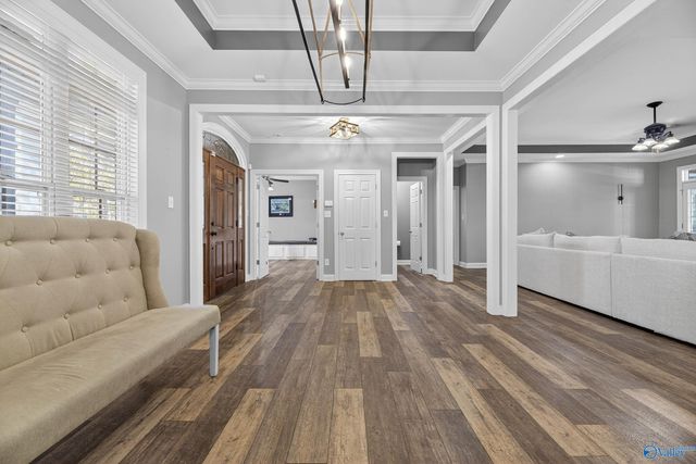 6463 Spring Creek Drive, Guntersville, AL 35976