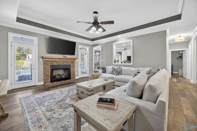 6463 Spring Creek Drive, Guntersville, AL 35976