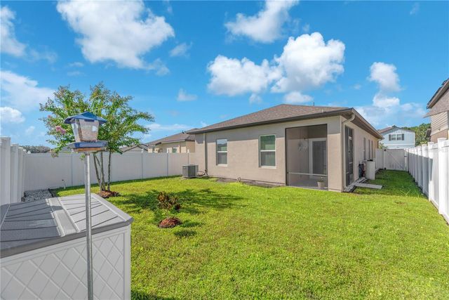 34820 DAISY MEADOW LOOP, Zephyrhills, FL 33541