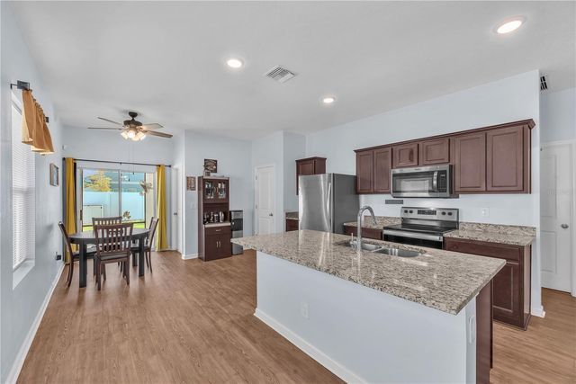 34820 DAISY MEADOW LOOP, Zephyrhills, FL 33541