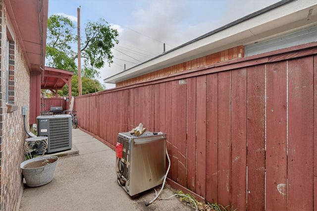 3312 Sara Drive, Rowlett, TX 75088