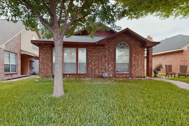3312 Sara Drive, Rowlett, TX 75088