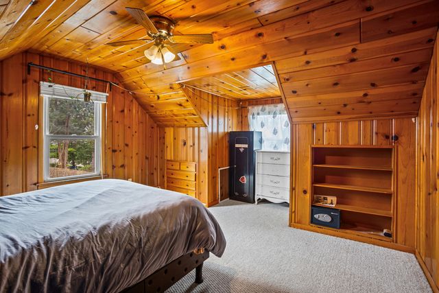 943 LILAC Lane, Highland Park, IL 60035