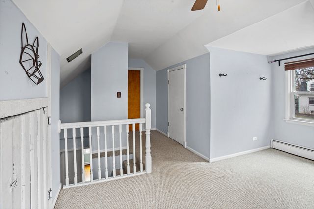 943 LILAC Lane, Highland Park, IL 60035