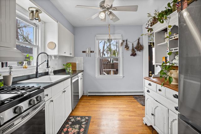 943 LILAC Lane, Highland Park, IL 60035