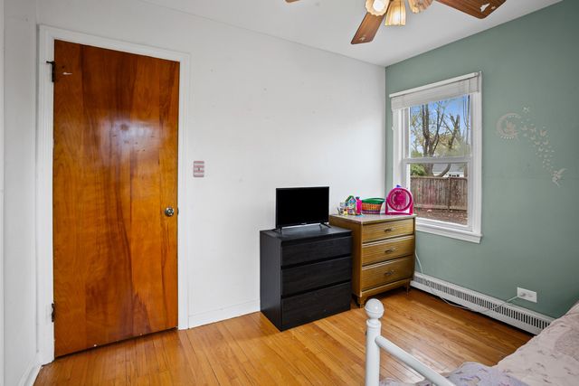 943 LILAC Lane, Highland Park, IL 60035