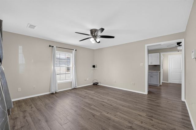 1914 Stanford Street, Greenville, TX 75401