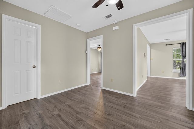 1914 Stanford Street, Greenville, TX 75401