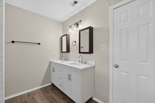 1914 Stanford Street, Greenville, TX 75401