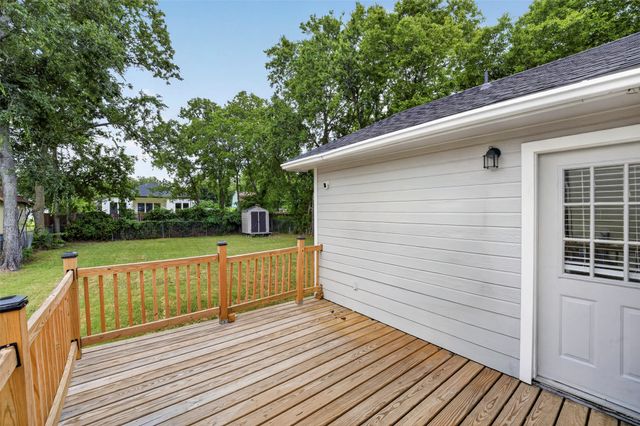 1914 Stanford Street, Greenville, TX 75401