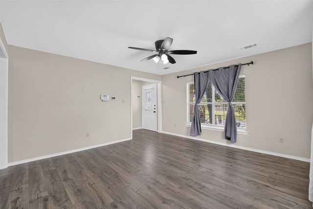 1914 Stanford Street, Greenville, TX 75401