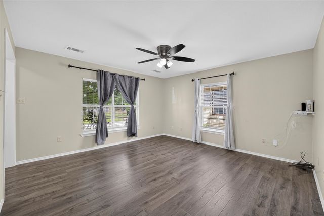 1914 Stanford Street, Greenville, TX 75401