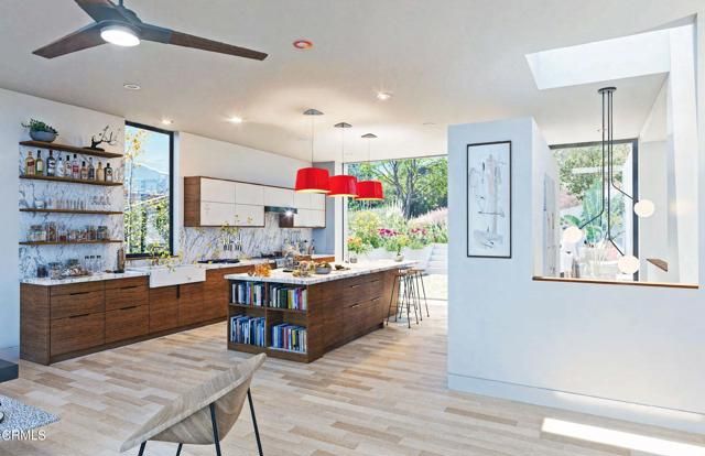 1070 N Oban Dr, Los Angeles, CA 90065