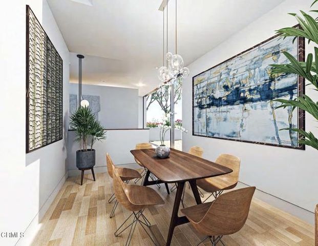 1070 N Oban Dr, Los Angeles, CA 90065