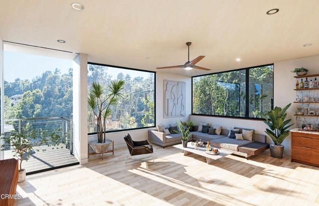 1070 N Oban Dr, Los Angeles, CA 90065