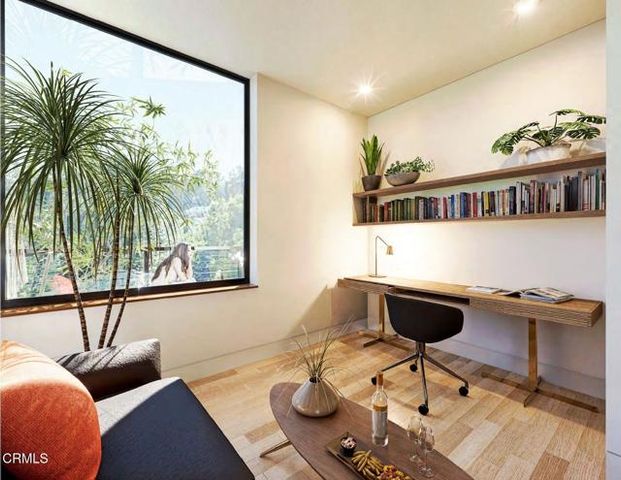 1070 N Oban Dr, Los Angeles, CA 90065