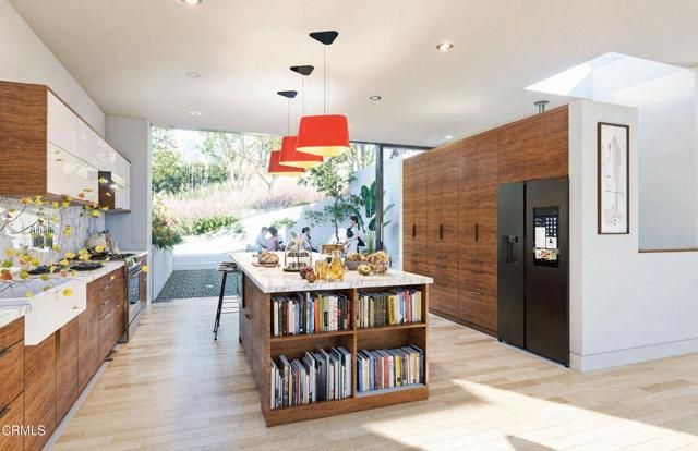 1070 N Oban Dr, Los Angeles, CA 90065