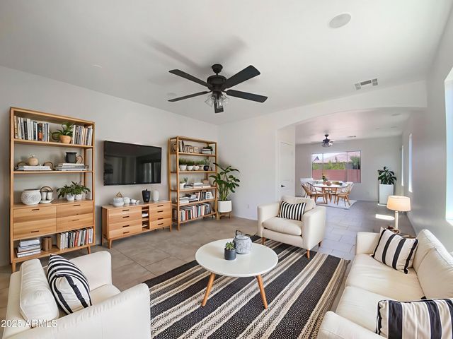 21911 S 215TH Street, Queen Creek, AZ 85142